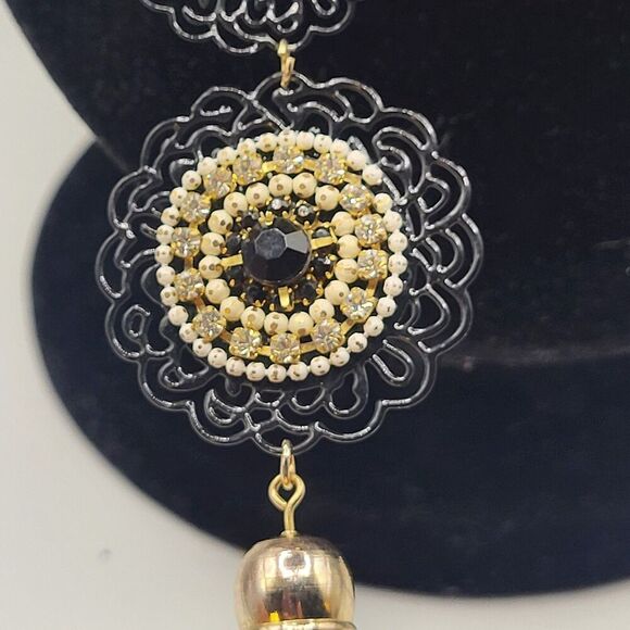 Charming Charlie Mulitlayer Chain Boiho Medallion Fringed Pendant Necklace 28in - Picture 3 of 5